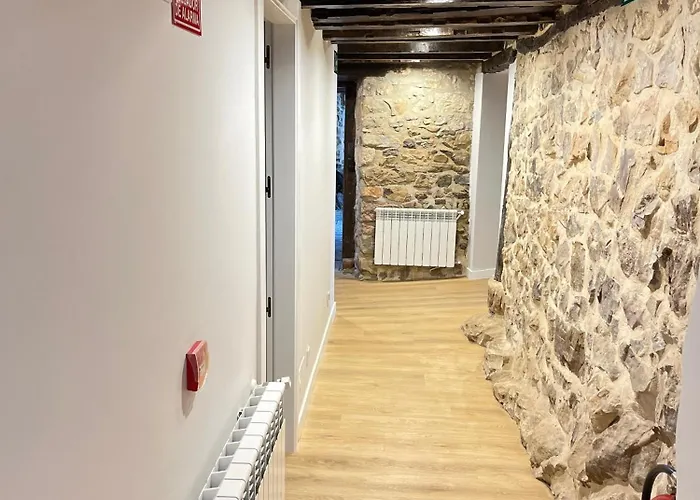 Y El Retiro Del Oso Casa rural *