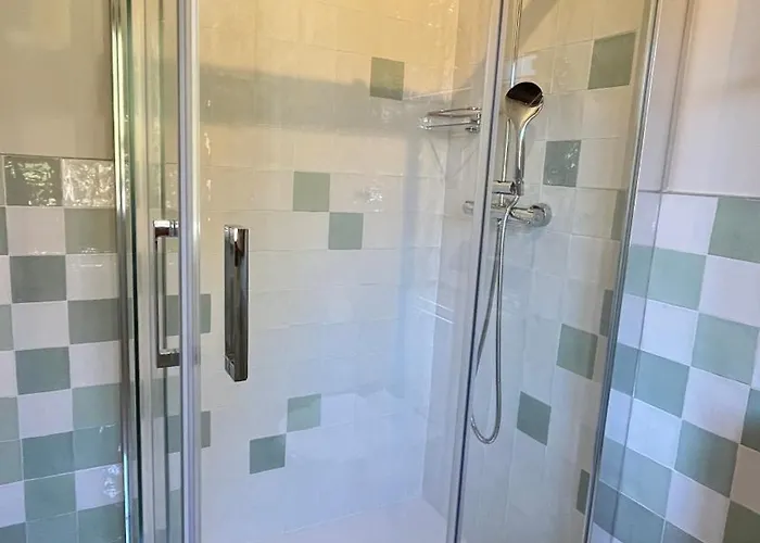 Y El Retiro Del Oso * Verdena